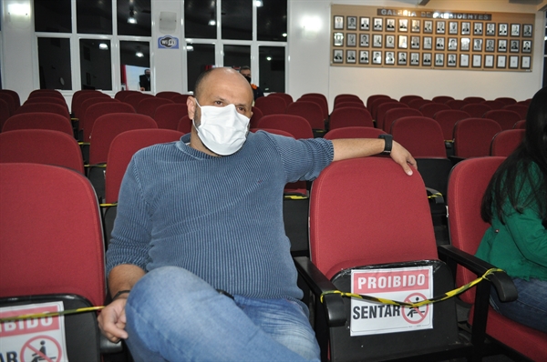 O secretário de Governo, Alexandre Giora, foi escalado por Seba para ser o interlocutor do projeto junto à Câmara Municipal (Foto: A Cidade)