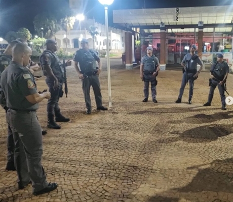 Operação da PM prende cinco em Votuporanga (Foto: Divulgação)