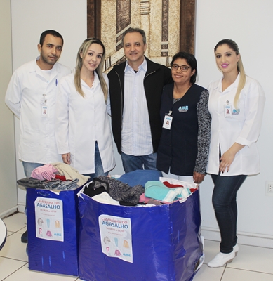 AME Votuporanga doa roupas para Santa Casa