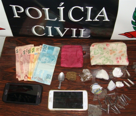 Casal é preso por tráfico de drogas no bairro Monte Verde