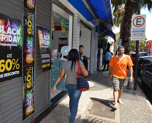 Comércio de Votuporanga participa da Black Friday
