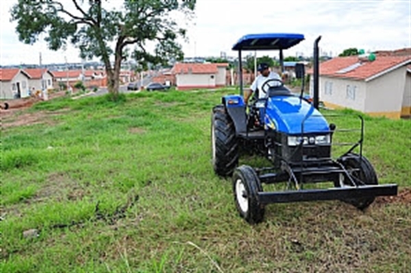 Prefeitura orienta limpeza de terrenos