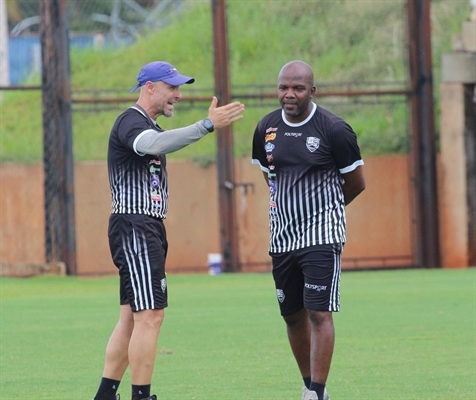 O técnico do CAV, Thiago Oliveira, disse em entrevista exclusiva que está contente com as novas contratações e que ainda aguarda atletas   (Foto: Rafael Bento/CAV)