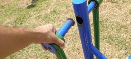 Em menos de uma semana, vândalos quebram praça