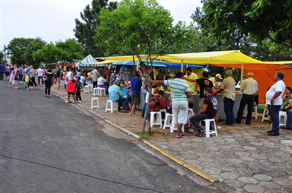 Comércio de ambulantes terá novo local este ano