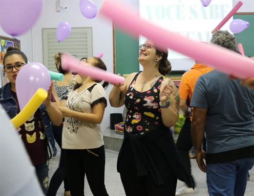 Alunos da Unifev transformam brincadeiras em aprendizagem na V Semana Pedagógica