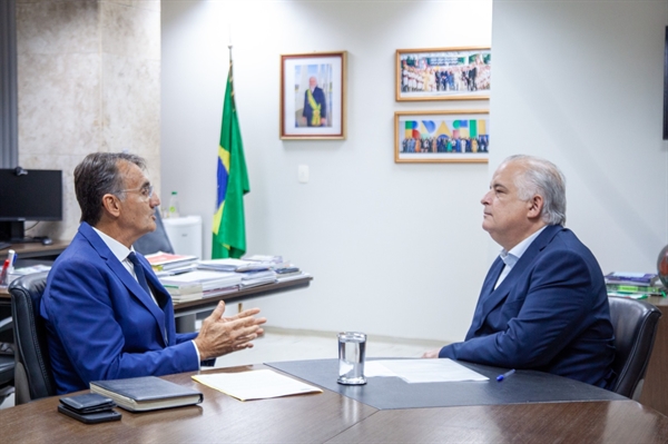 O vereador Jura se reuniu com o ministro do Empreendedorismo Márcio França, onde apresentou demandas da região (Foto: Assessoria)