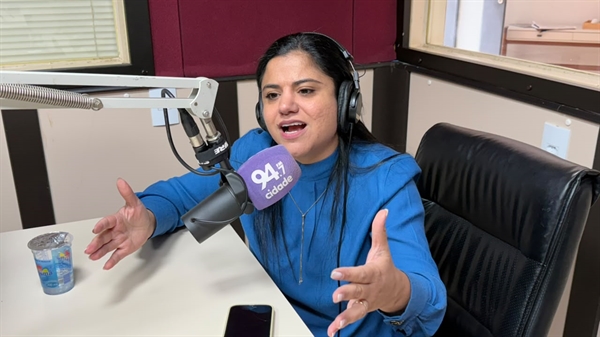 Vereadora Natielle Gama esteve ontem nos estúdios da Cidade FM   Foto: A Cidade