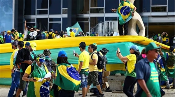 O PT apresentou nesta quarta-feira (20) ao presidente da Câmara dos Deputados, Arthur Lira, requerimento para que seja arquivado o Projeto de Lei (PL) nº 2.858, que prevê anistia aos condenados pela tentativa de golpe de Estado no dia 8 de janeiro de 2022 (Foto: Agência Brasil)