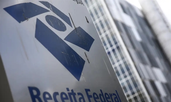 Cerca de 521,9 mil contribuintes receberão R$ 1,2 bilhão   Foto: Marcelo Camargo/Agência Brasil