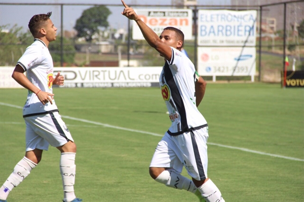 Cavinho e Fedecê se enfrentam neste sábado em amistoso na Arena Plínio Marin (Foto: Rafael Nascimento/CAV)