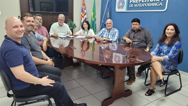 Secretaria da Saúde, Unifev, Senac e Colégio Comercial assinam Contrato que visa organizar o campo de ensino-saúde no município (Foto: Prefeitura de Votuporanga)