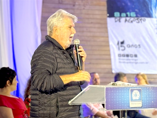 Prefeito Jorge Seba vai hoje na rádio Cidade FM para falar sobre as medidas adotadas para a Segurança Pública. Ouça às 12 horas, no Jornal da Cidade (Foto: Prefeitura de Votuporanga)