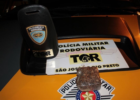 TOR detém cinco pessoas com tijolo de maconha