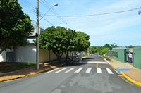 A frente do Tiro de Guerra de Votuporanga, ocupada por quase 60 dias por manifestantes, agora está vazia (Foto: A Cidade)