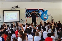 Os alunos fizeram uma apresentação de flauta como homenagem ao Dia da Água (Foto: Prefeitura de Votuporanga)