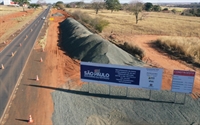 A obra na Rodovia Péricles Bellini gerou 70 empregos diretos e 95 indiretos e beneficiará mais de 120 mil pessoas (Foto: Governo de SP)