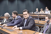 Deputado Geninho Zuliani cumpre agenda na região