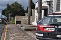 Segundo consta, um pai, morador do bairro Estação, em Votuporanga, teria estuprado, em sua residência, a filha de 4 anos; a ocorrência foi registrada anteontem pela mãe (Foto: A Cidade)