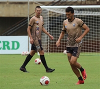 A Votuporanguense realiza intensivão de treinos para a partida contra o Nacional e os para os próximos cinco jogos do campeonato (Foto: Rafael Bento/CAV)