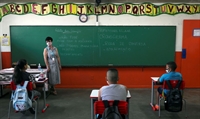 Ministério da Saúde disse entender que o ambiente de escolas e universidades são potenciais na exposição à infecção por Covid-19 (Foto: Amanda Perobelli/Reuters)