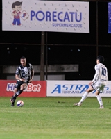 CAV perde para o vice-lanterna e parte da torcida chama o time de sem vergonha