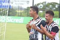 Meia Ricardinho e atacante Fio estão confirmados no time titular; expectativa é de vitória para reabilitação na competição (Foto: Rafael Nascimento/CAV)