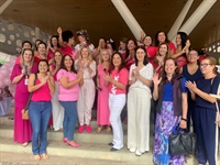 Centenas de mulheres, dos quatro cantos da cidade, prestigiaram a terceira edição do Conecta Mulher, ontem na Concha Acústica (Foto: A Cidade)