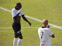 Victor Palito sentiu a coxa no início do jogo de domingo contra o Juventus e deixou o gramado