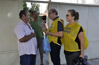 O prefeito João Dado e a primeira-dama e presidente do FSS, Mônica Pesciotto de Carvalho participaram da ação (Foto: Prefeitura de Votuporanga)