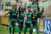 O placar de 4 x 0 se sustentou até o final da partida (Foto: Renato Gizzi/Photo)