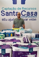 Solidariedade em Dobro: Médico Dr. Paulo Fuza mobiliza amigos em doação de fraldas para a Santa Casa