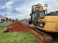 A obra faz parte de mais uma etapa da revitalização da Avenida Emilio Arroyo Hernandes e deve durar cerca de 60 dias (Foto: Saev)