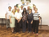 A nova presidente Eliete e sua diretoria no ato de posse no Centro Social de Votuporanga (Foto: Divulgação)