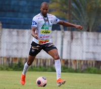 O zagueiro Lucão é um dos reforços contratados pelo Clube Atlético Votuporanguense (Foto: Rafael Bento/CAV)