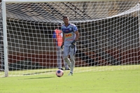 Goleiro Talles Lima aproveita boa fase com os três primeiro jogos e diz que elenco tem se preparado para brigar pela classificação  (Foto: Rafael Bento/CAV)