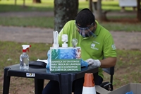 A unidade móvel da Elektro estará em vários pontos da cidade até o dia 3 de março realizando as trocas de lâmpadas incandescentes, fluorescentes e halógenas por lâmpadas de LED (Foto: Divulgação/Prefeitura de Votuporanga)