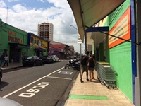 Segundo Associação Comercial de Votuporanga, vendas e contratações temporárias devem ser melhores que em 2016 (Foto: Aline Ruiz/A Cidade)