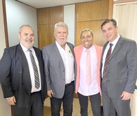 Deputado Tiririca recebeu pedido de Jorge Seba, nesta semana, em Brasília. (Foto: Assessoria)