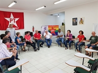 O deputado federal José Mentor se reuniu com dirigentes do PT em Votuporanga (Foto: Divulgação)