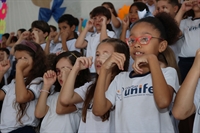 As mães participaram de gincanas, aula de zumba, caminhada ao ar livre e hidroginástica (Foto: Unifev)