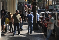 Depois de mais de dois anos, acessórios de proteção contra o vírus não serão mais obrigatórias nas ruas de Votuporanga e do Estado (Foto: A Cidade)