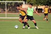 A Votuporanguense fez um treino com o Grêmio Novorizontino (Foto: Rafa Bento/CAV)