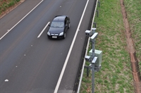 Intenção do DER com os aparelhos é fazer com que motoristas respeitem a velocidade permitida