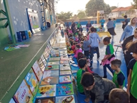 Escolas de Nova Castilho recebem novos livros