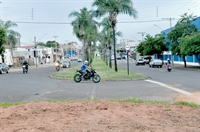 Agora o prefeito Jorge Seba já tem dinheiro liberado para iniciar as obras de revitalização da Avenida Emílio Arroyo Hernandes (Foto: A Cidade)