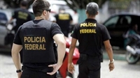 Policiais federais deram cumprimento a dois mandados de busca e apreensão (Foto: reprodução)