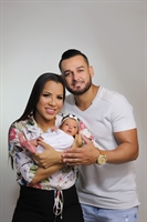 Em meio à pandemia, a pequena Luzia veio ao mundo para trazer esperança aos pais Maisae Darcio e em Votuporanga  (Foto: Arquivo pessoal)