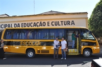 Secretaria passa a contar com três veículos para transporte de estudantes 