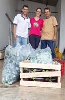 Os produtores rurais e professores iniciaram um ciclo de solidariedade (Foto: Santa Casa)